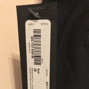 Worthington NWT black pencil skirt